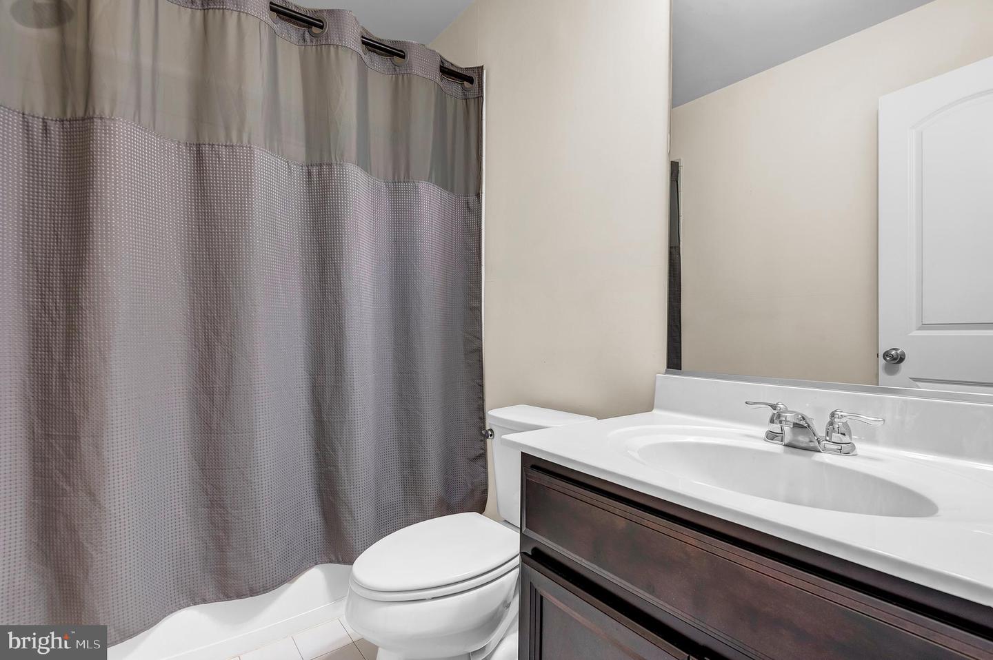 903 Whitstable Blvd Property Photo 7