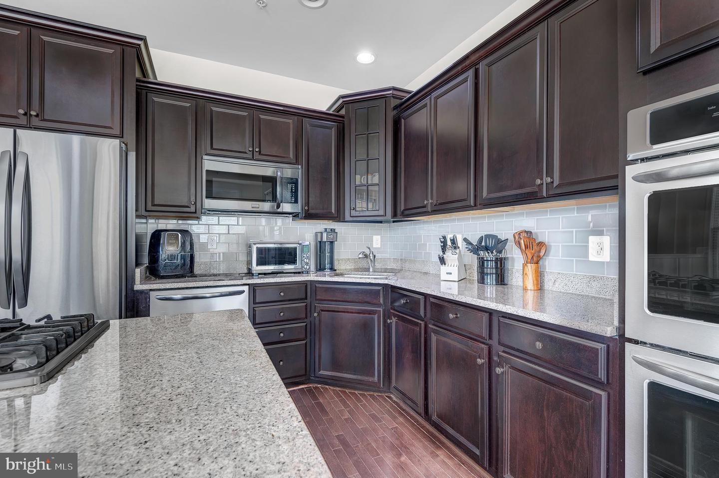 903 Whitstable Blvd Property Photo 13