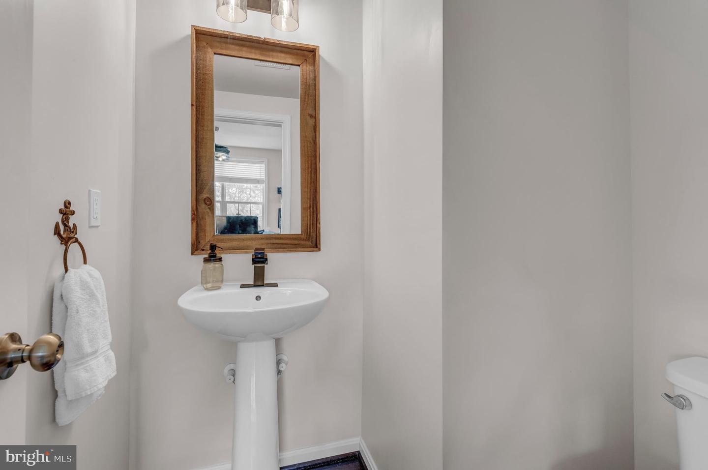 903 Whitstable Blvd Property Photo 16