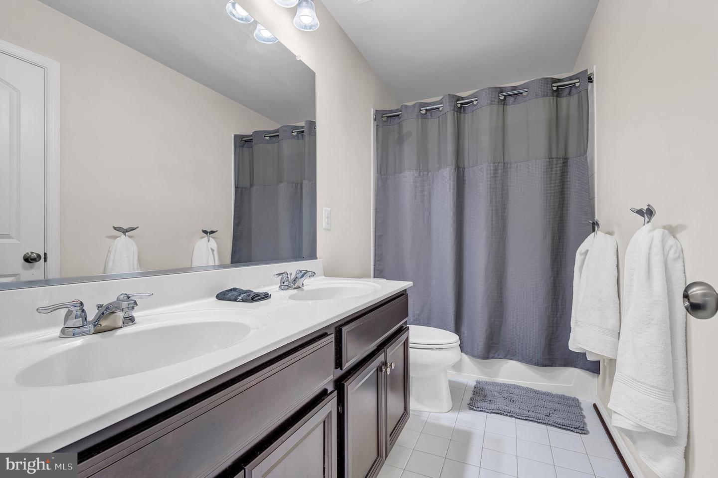 903 Whitstable Blvd Property Photo 28