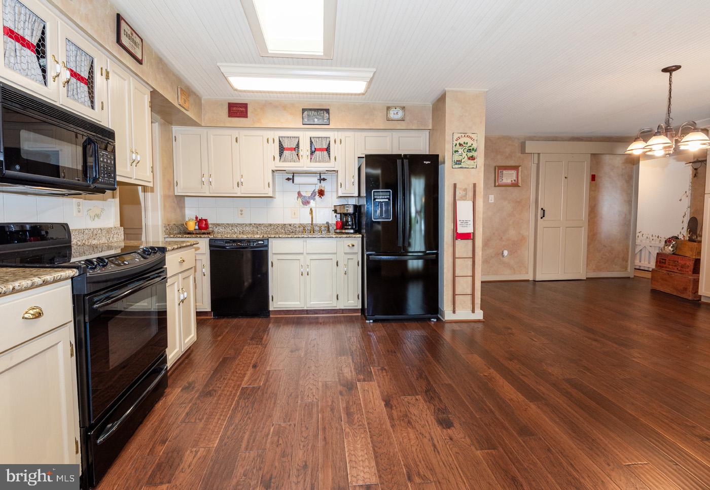 1857 Marlow Pl Property Photo 9