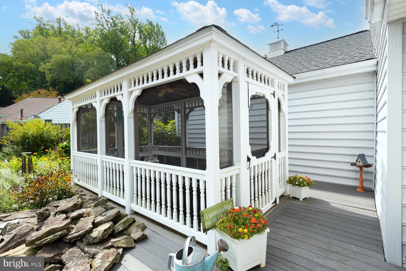1857 Marlow Pl Property Photo 28