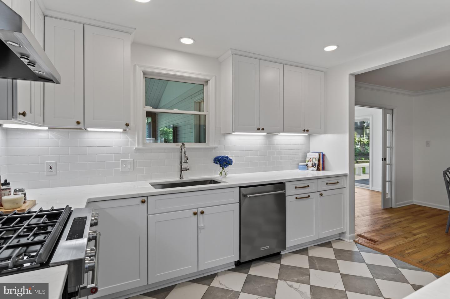 5 Bristol Cir Property Photo 19