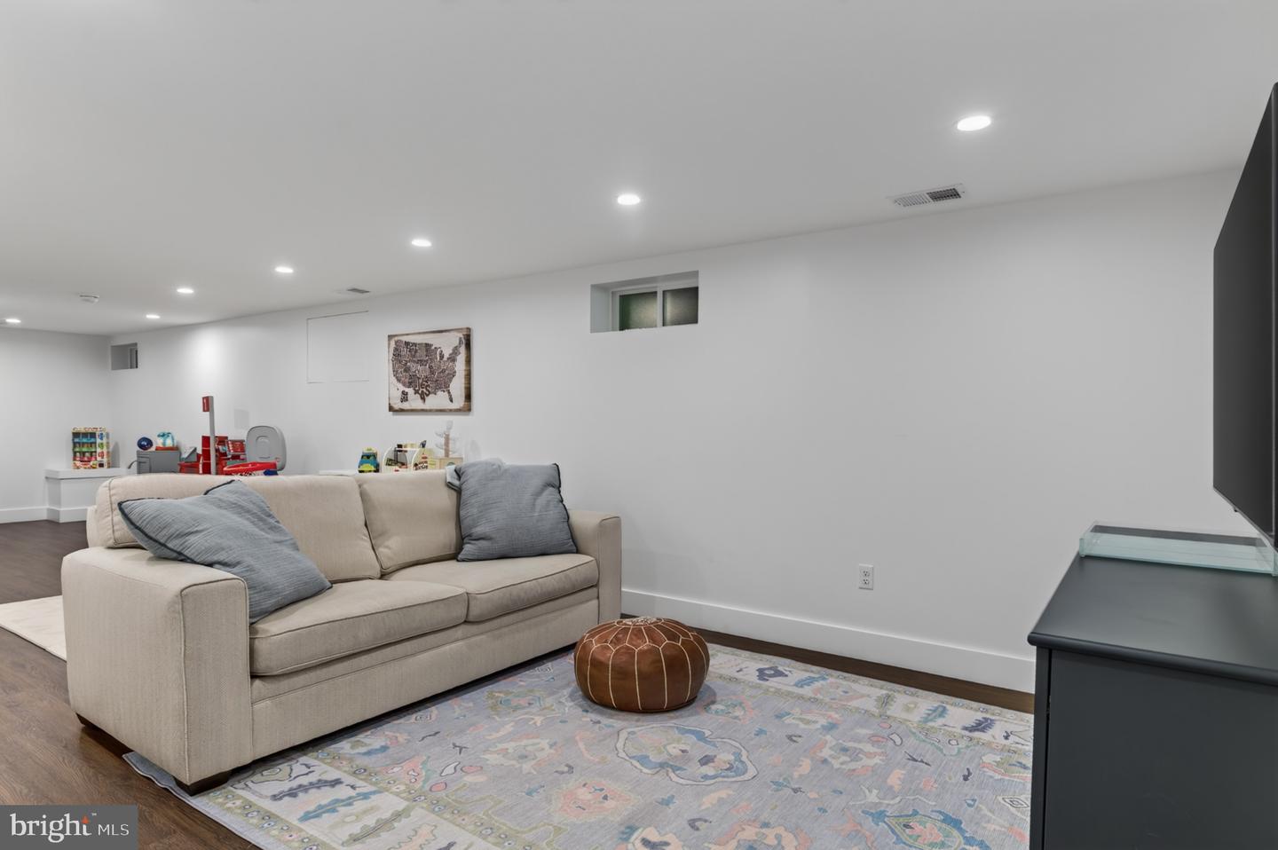 5 Bristol Cir Property Photo 46