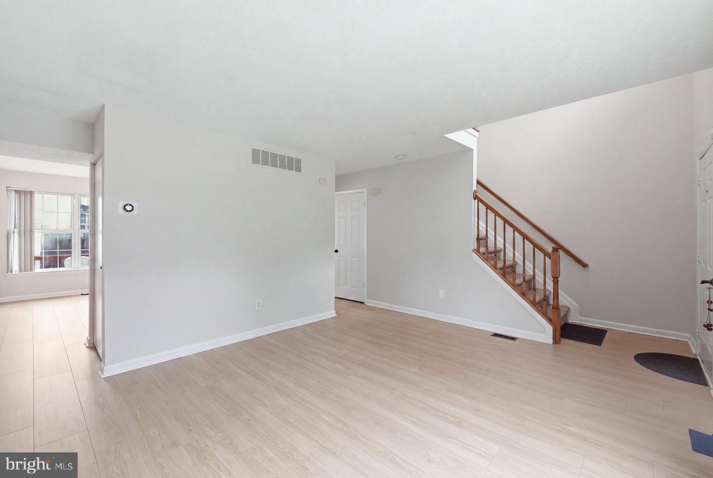 409 Lily Brook Ct Property Photo 5