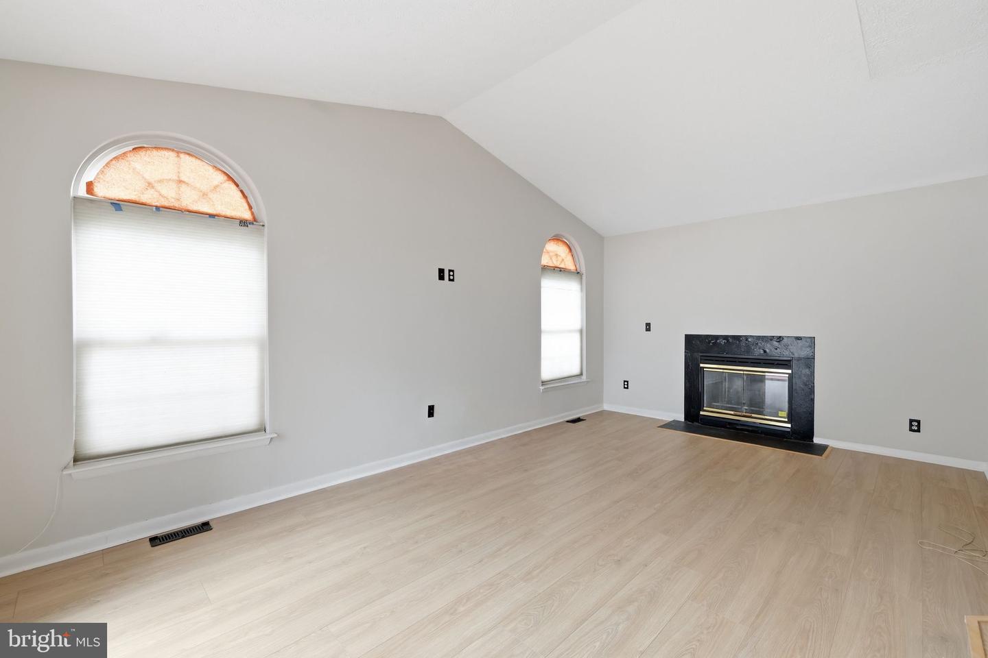 409 Lily Brook Ct Property Photo 13