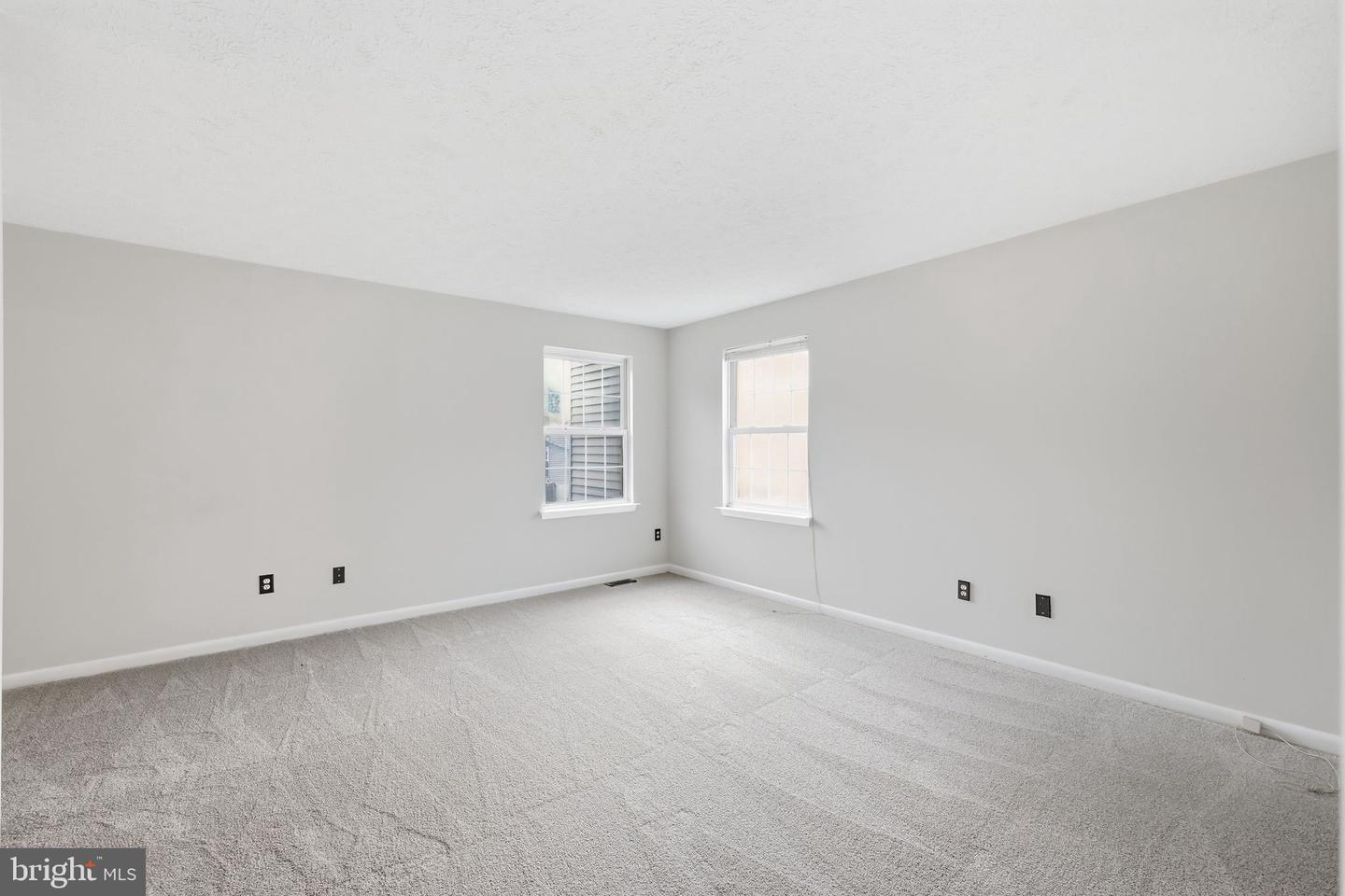 409 Lily Brook Ct Property Photo 18