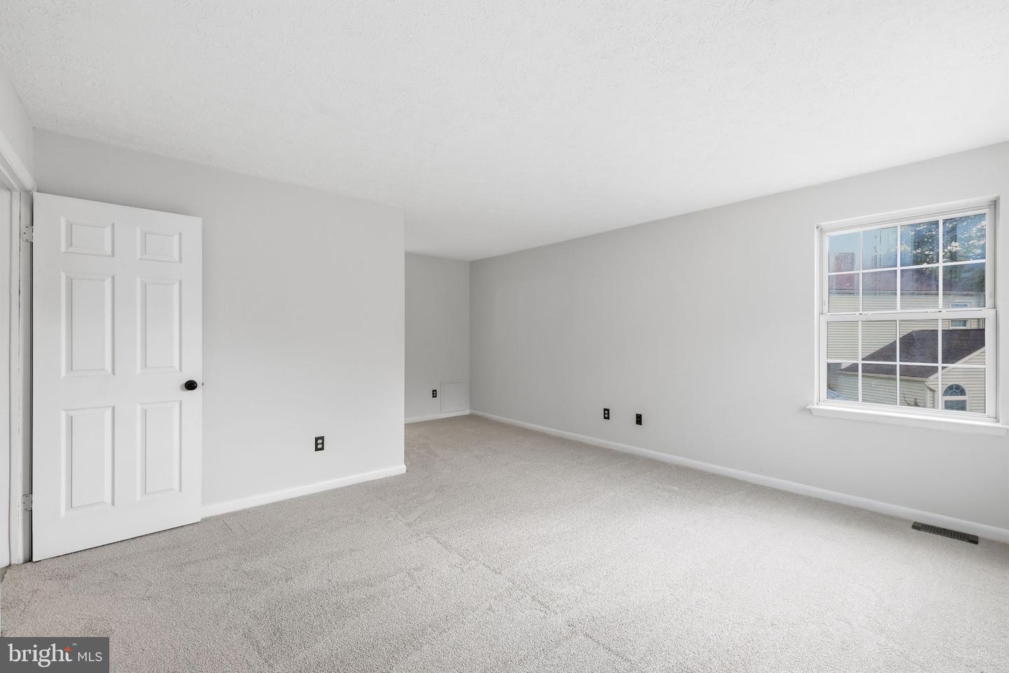 409 Lily Brook Ct Property Photo 19