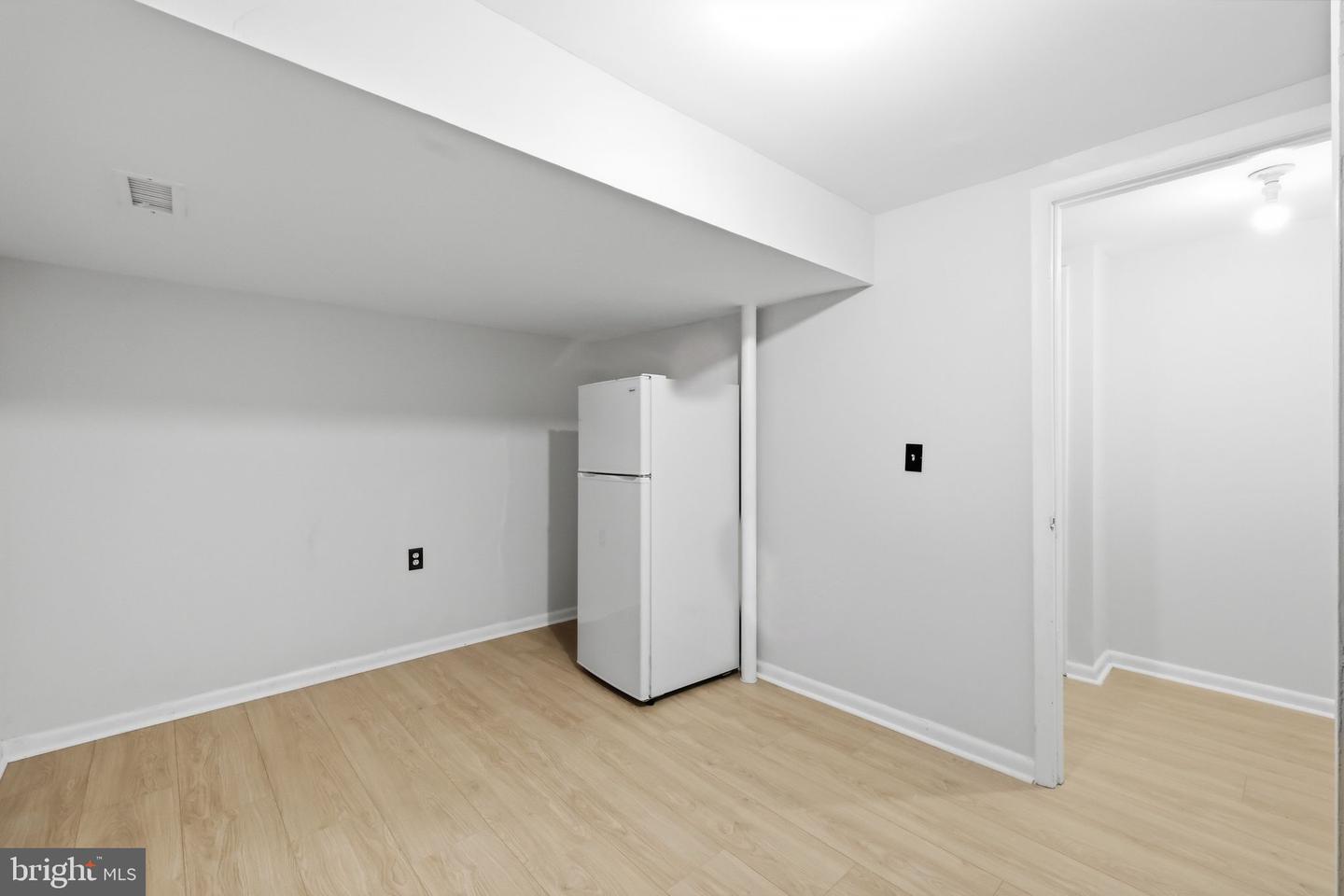 409 Lily Brook Ct Property Photo 36