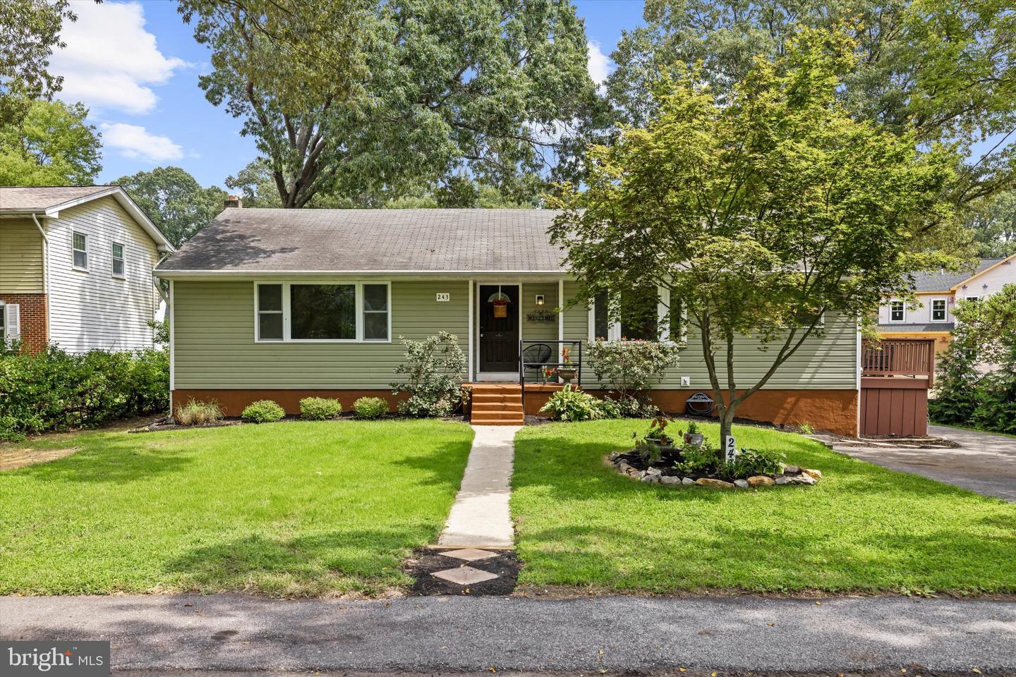 243 12th Property Photo 4