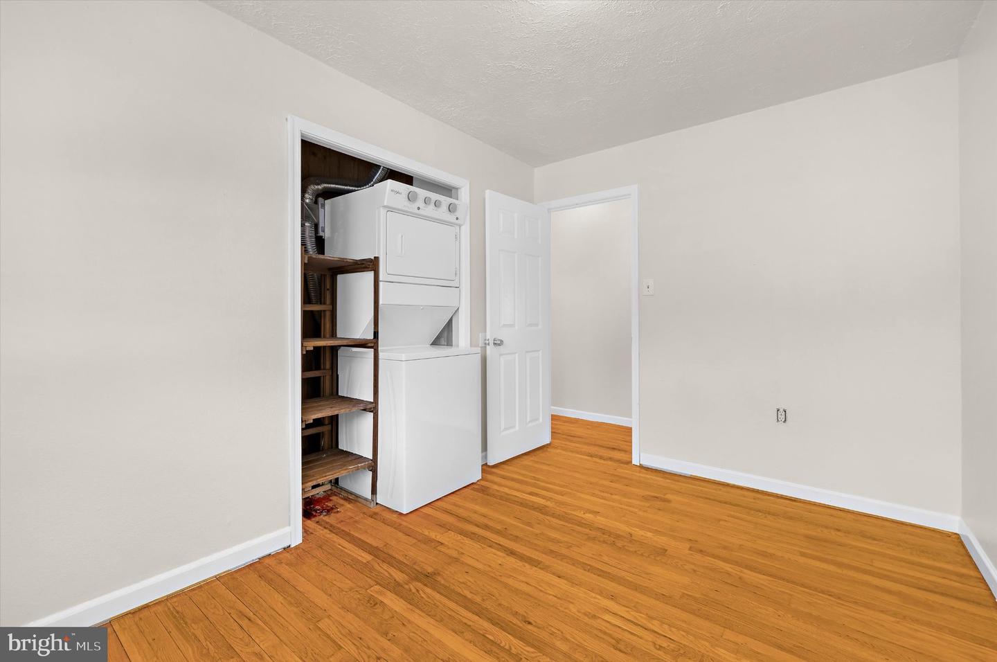 243 12th Property Photo 27