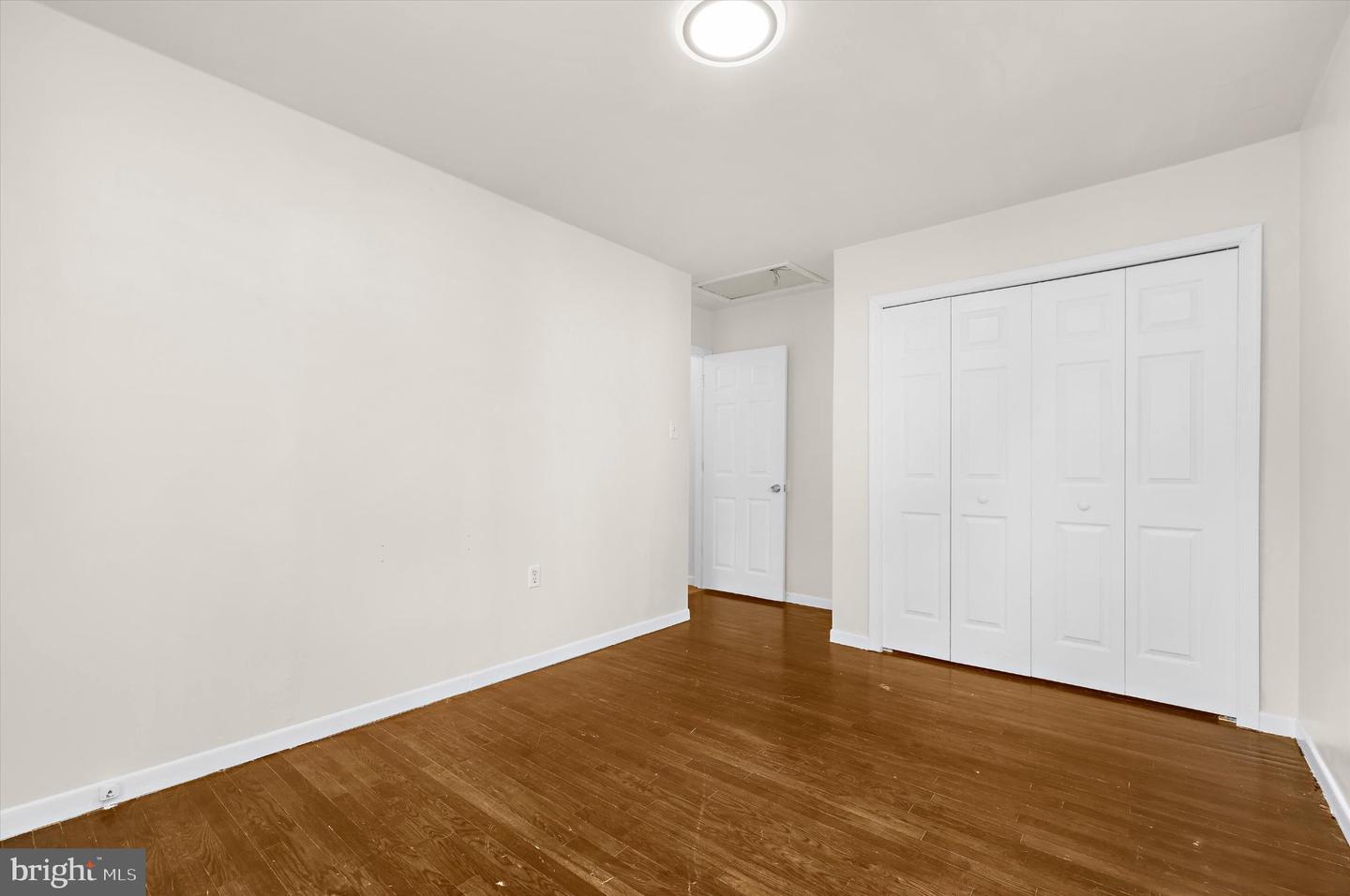 243 12th Property Photo 33