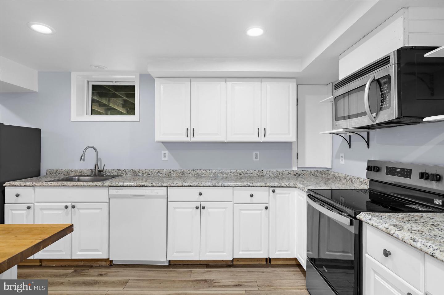 243 12th Property Photo 54