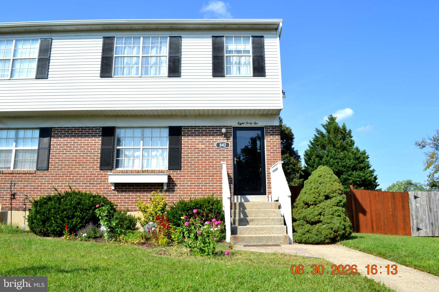 842 TURF VALLEY DR