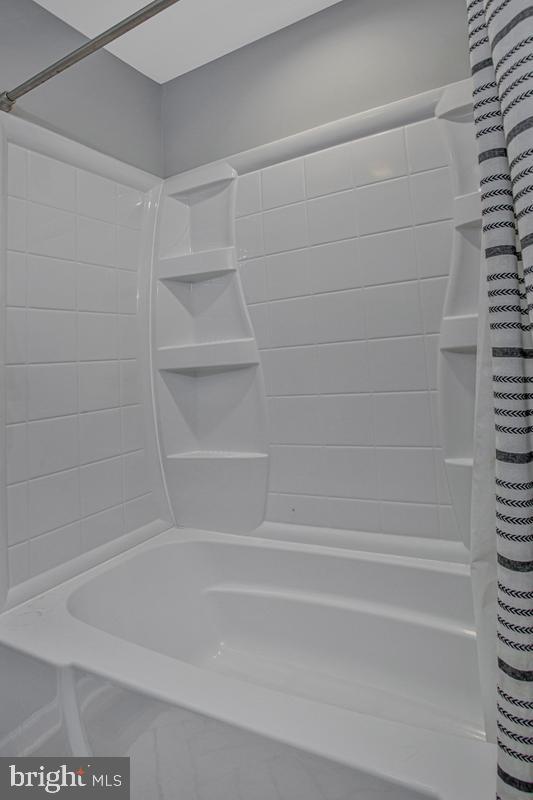 842 Turf Valley Dr Property Photo 19