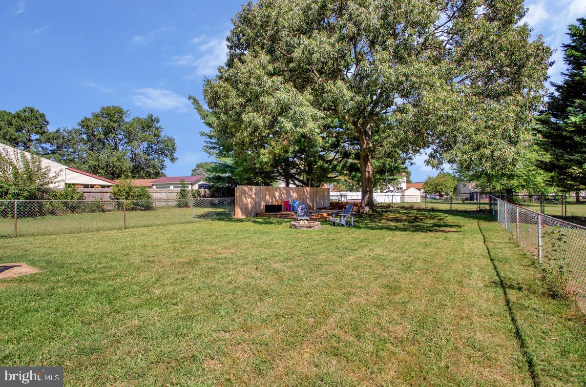 842 Turf Valley Dr Property Photo 34