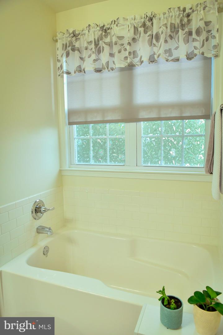 326 Margate Dr Property Photo 11