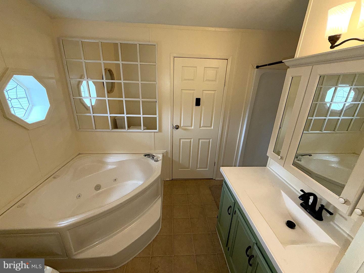 7959 Telegraph Rd #84 Property Photo 16