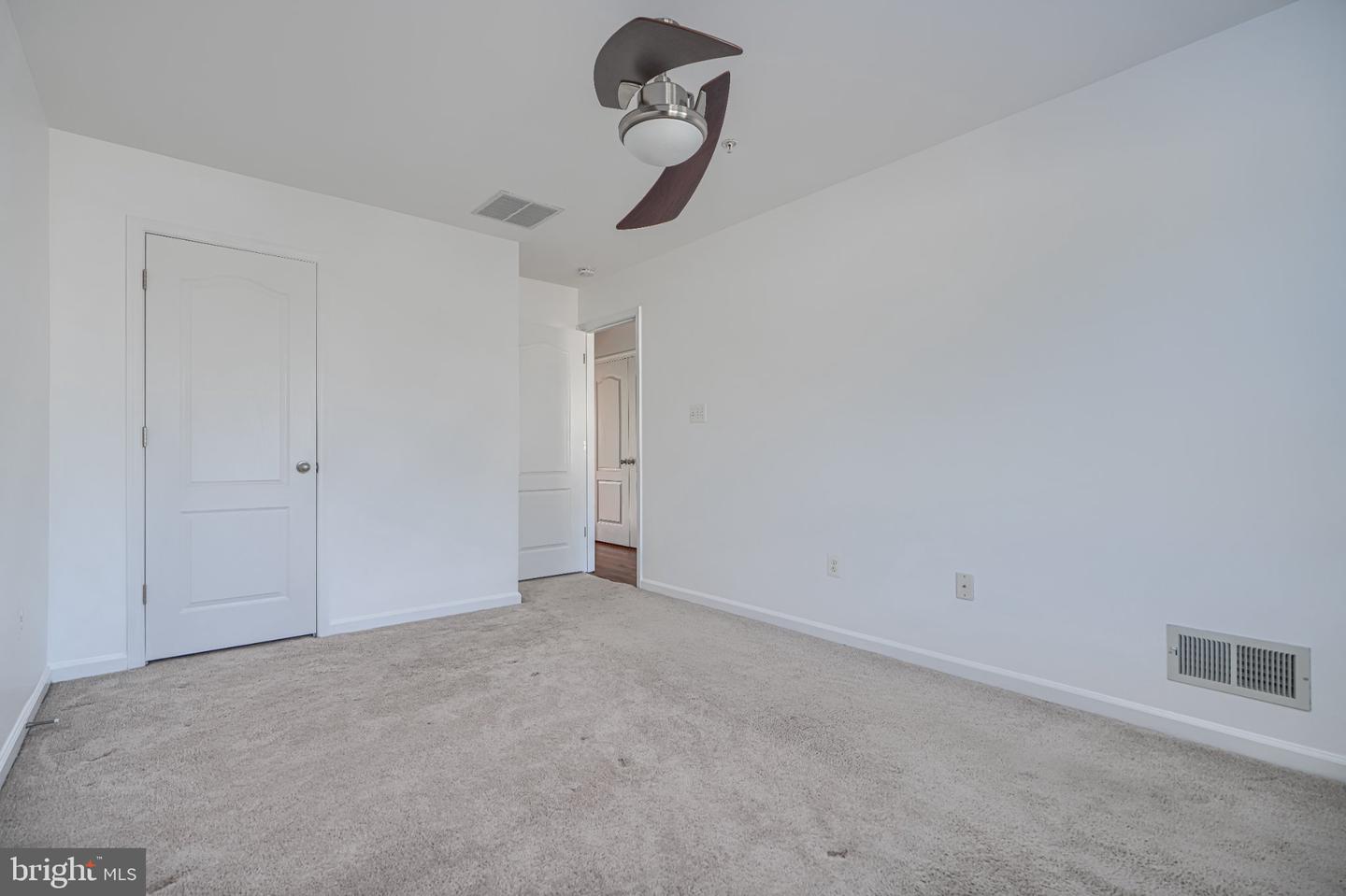 7418 Macon Dr Property Photo 25