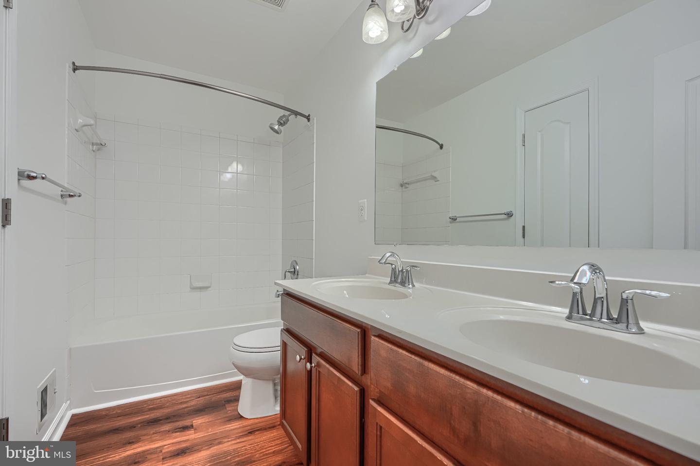 7418 Macon Dr Property Photo 28