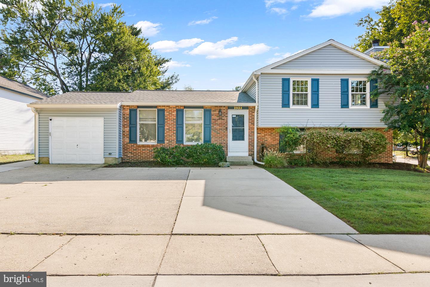 2935 Beaver Brook Ct Property Photo 1