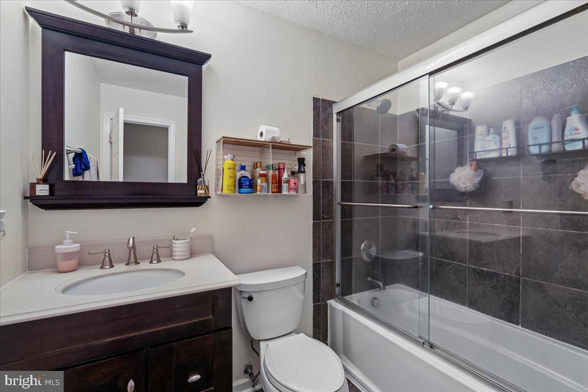 1724 Jones Falls Ct Property Photo 26