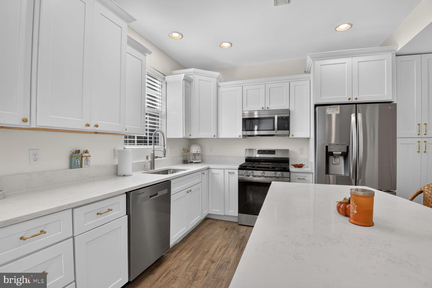 1405 James Way Property Photo 10