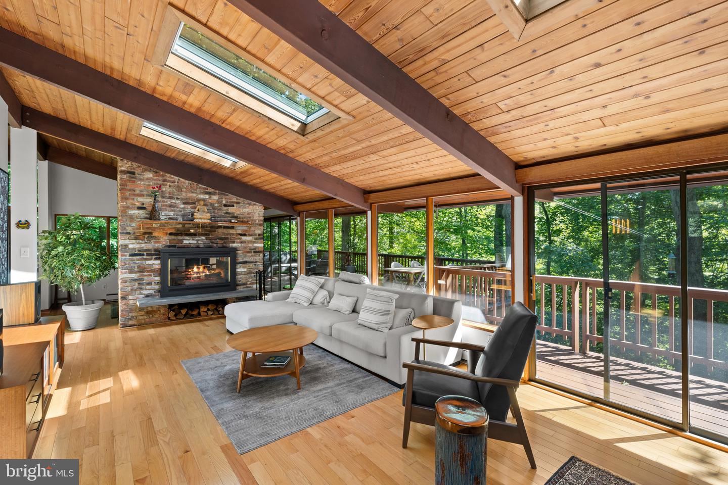 1707 Trinity Pl Property Photo 7