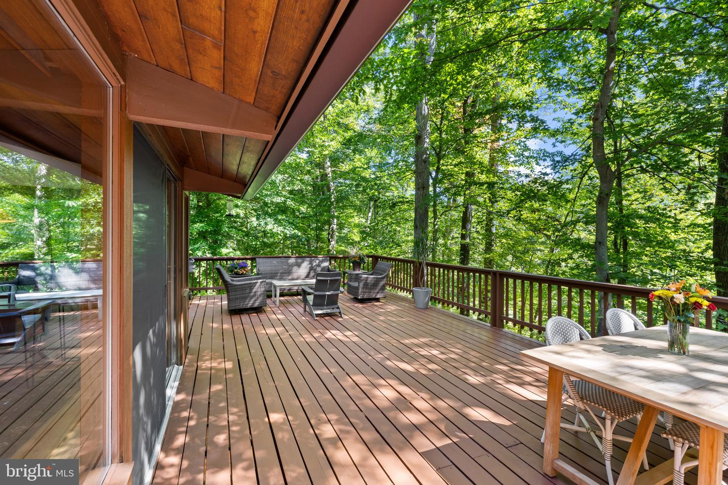 1707 Trinity Pl Property Photo 8