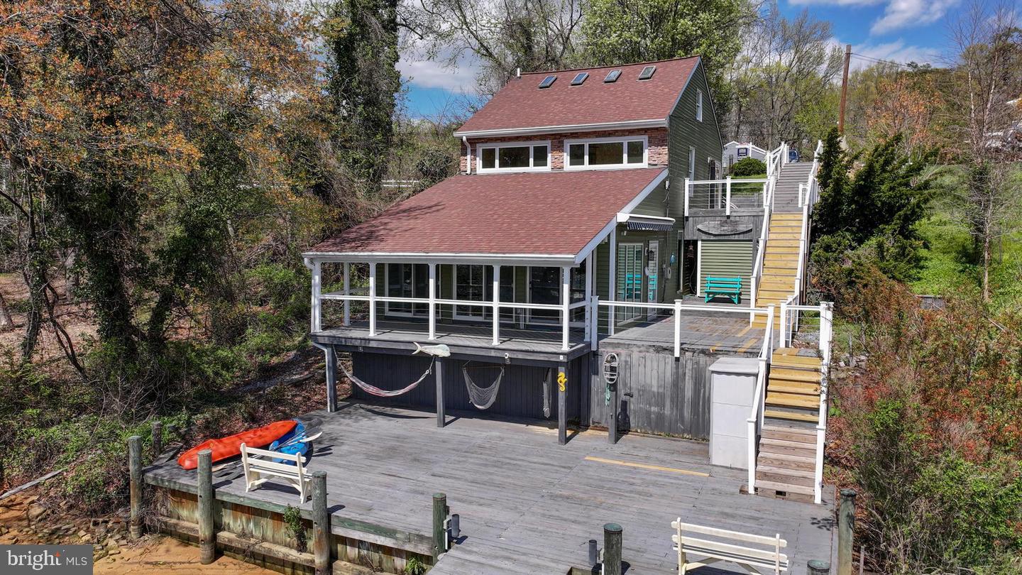 811 Long Cove Rd Property Photo 3