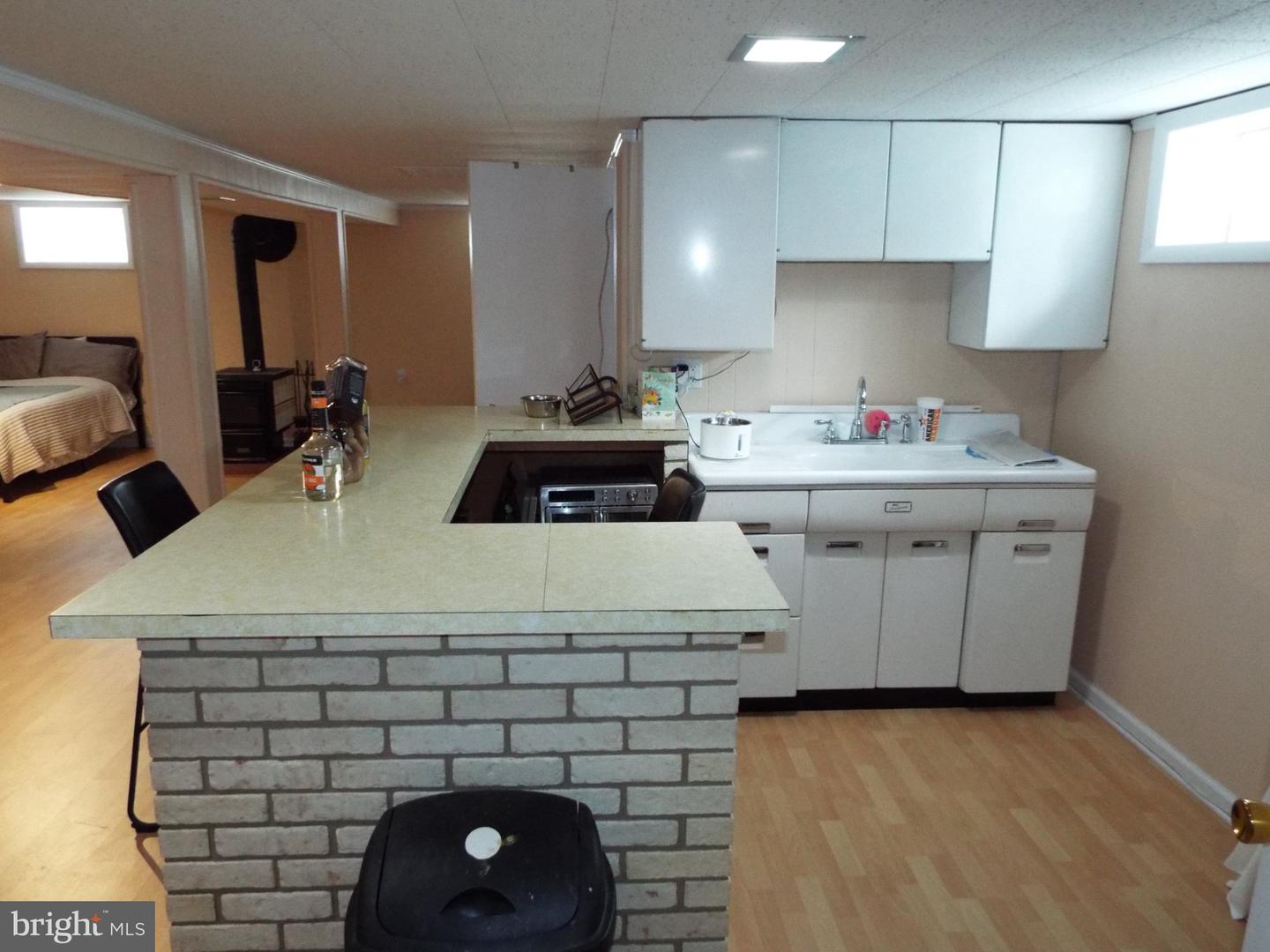 905 Wanda Rd Property Photo 15