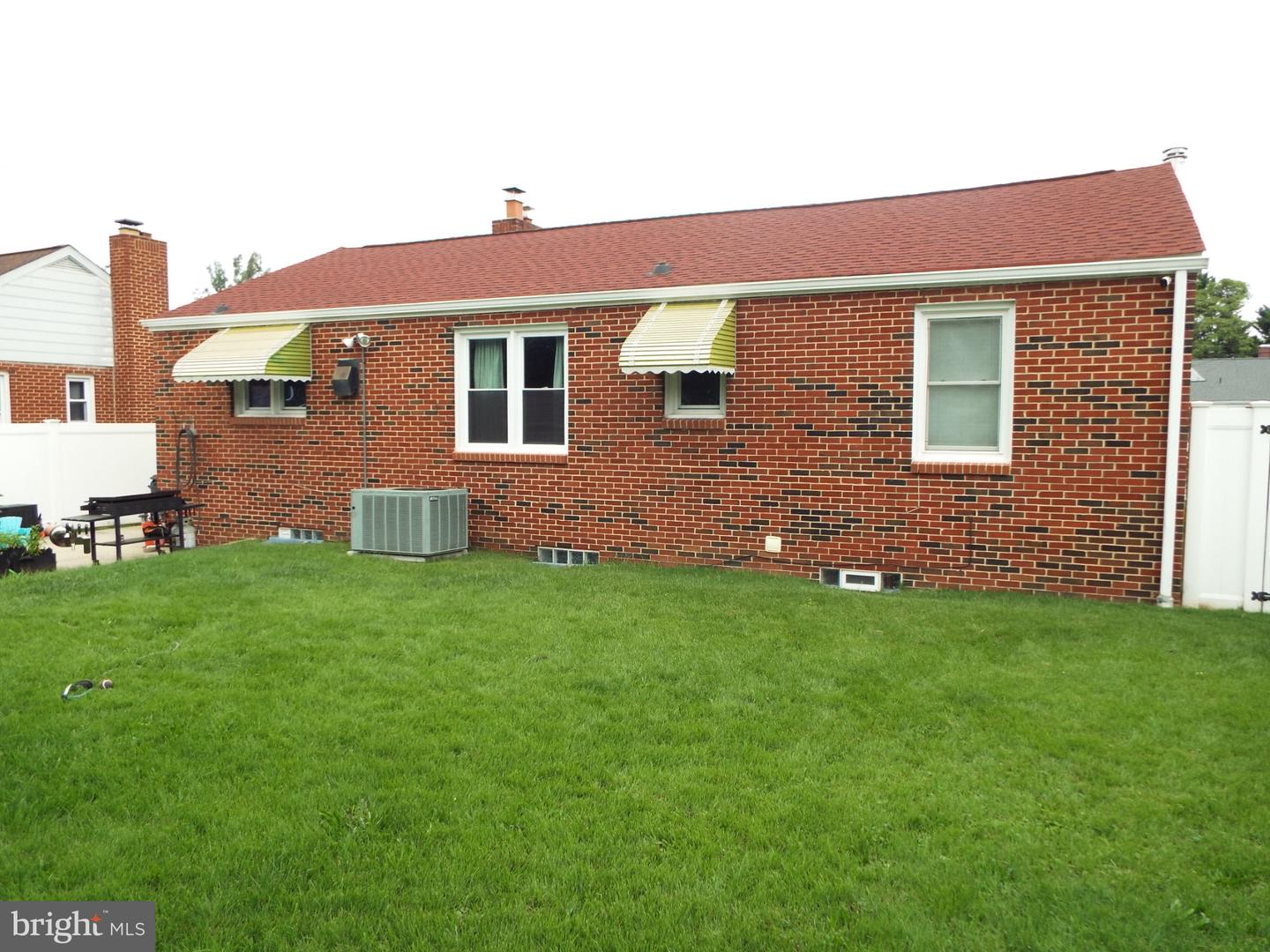 905 Wanda Rd Property Photo 18