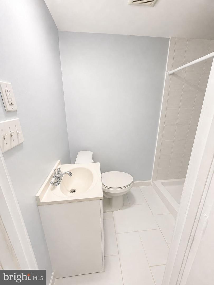 8217 Parham Ct Property Photo 18