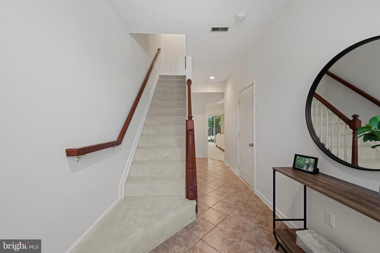 2310 Sandy Walk Way Property Photo 6