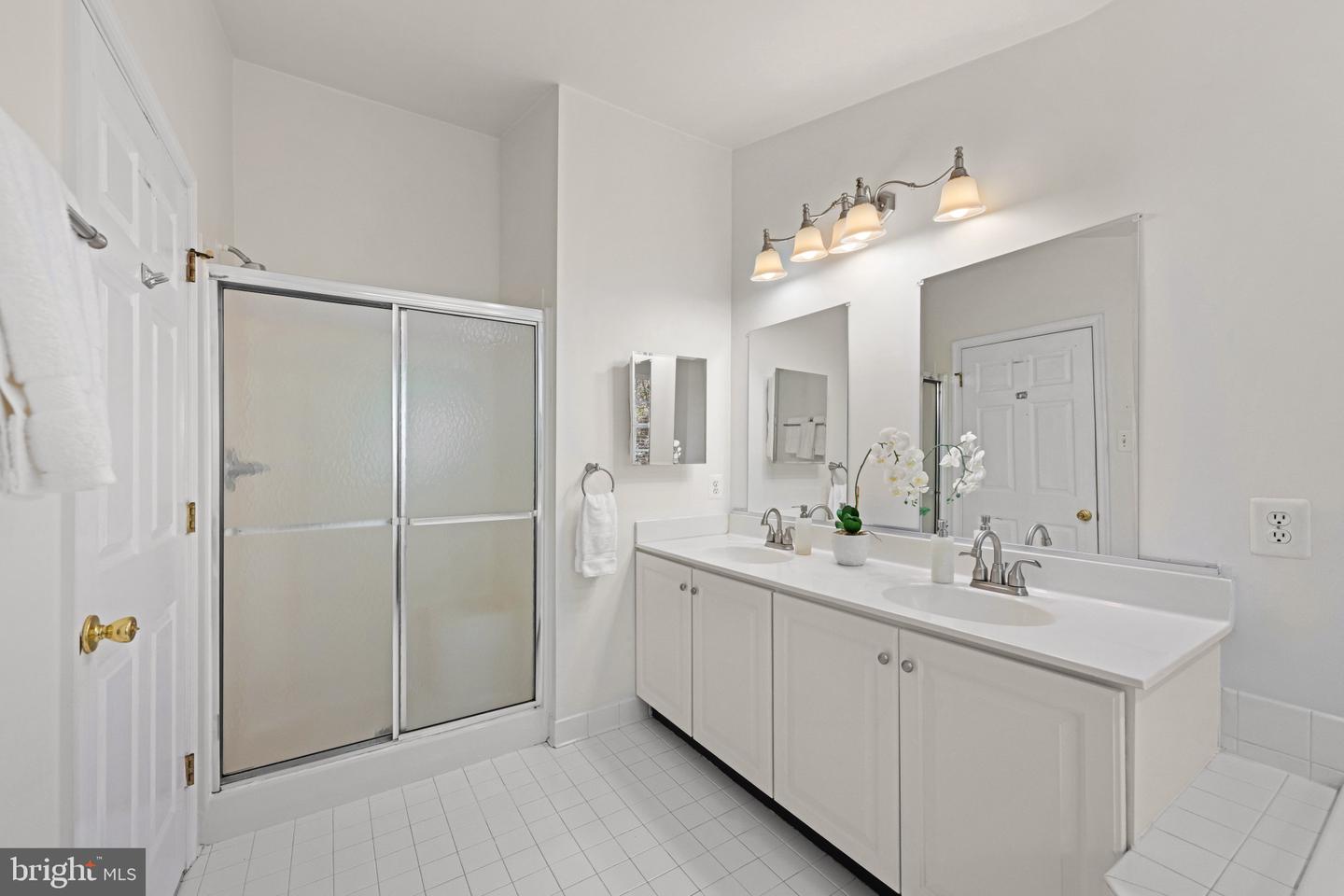 2310 Sandy Walk Way Property Photo 24