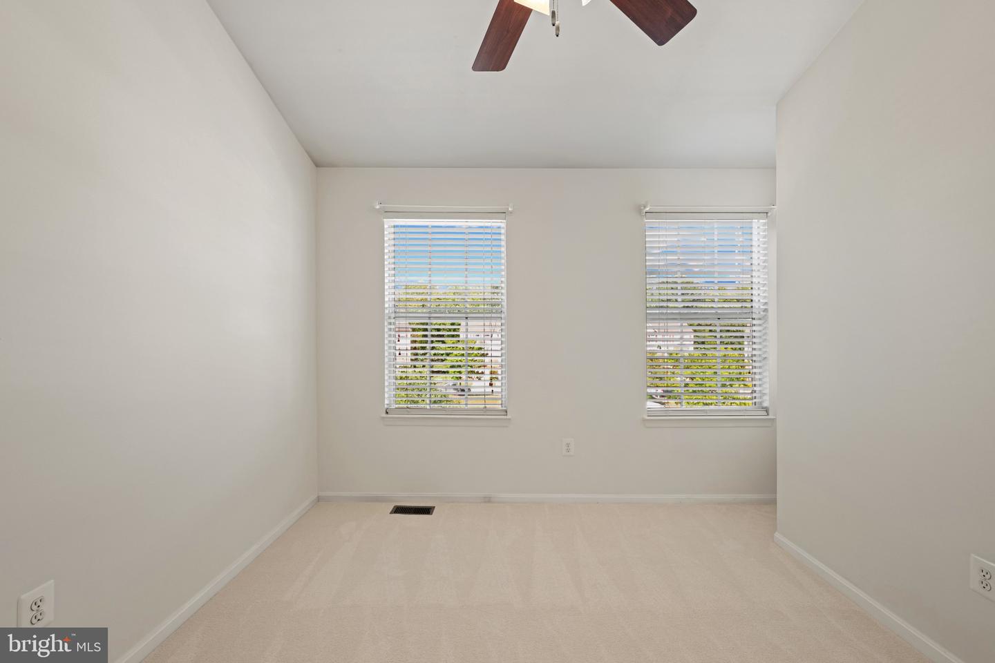2310 Sandy Walk Way Property Photo 27