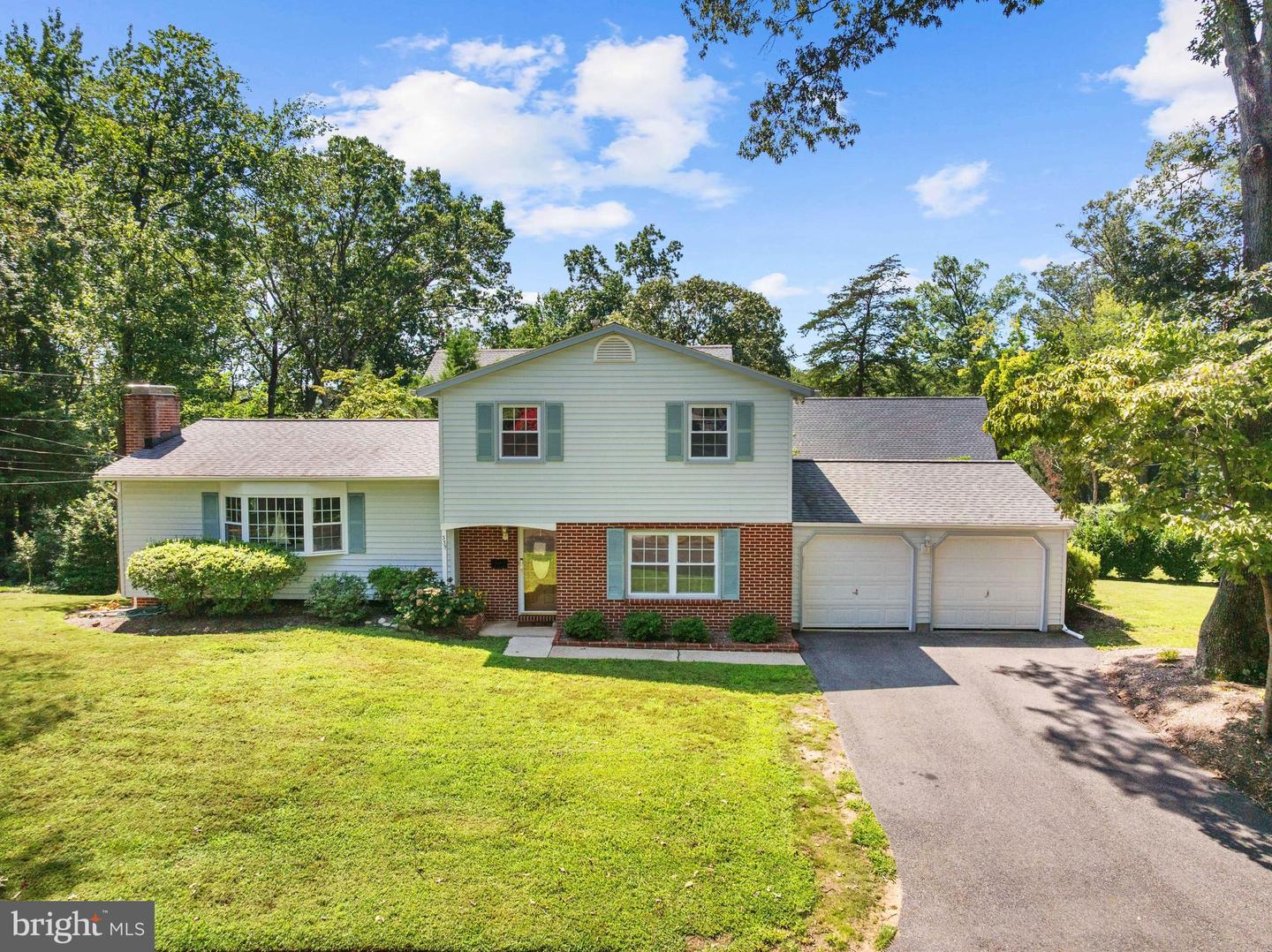 335 HOLLYBERRY RD