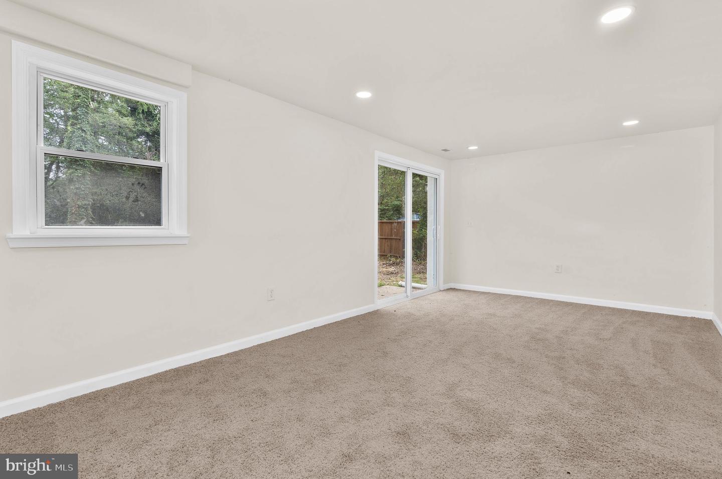 444 Ruth Rd Property Photo 12