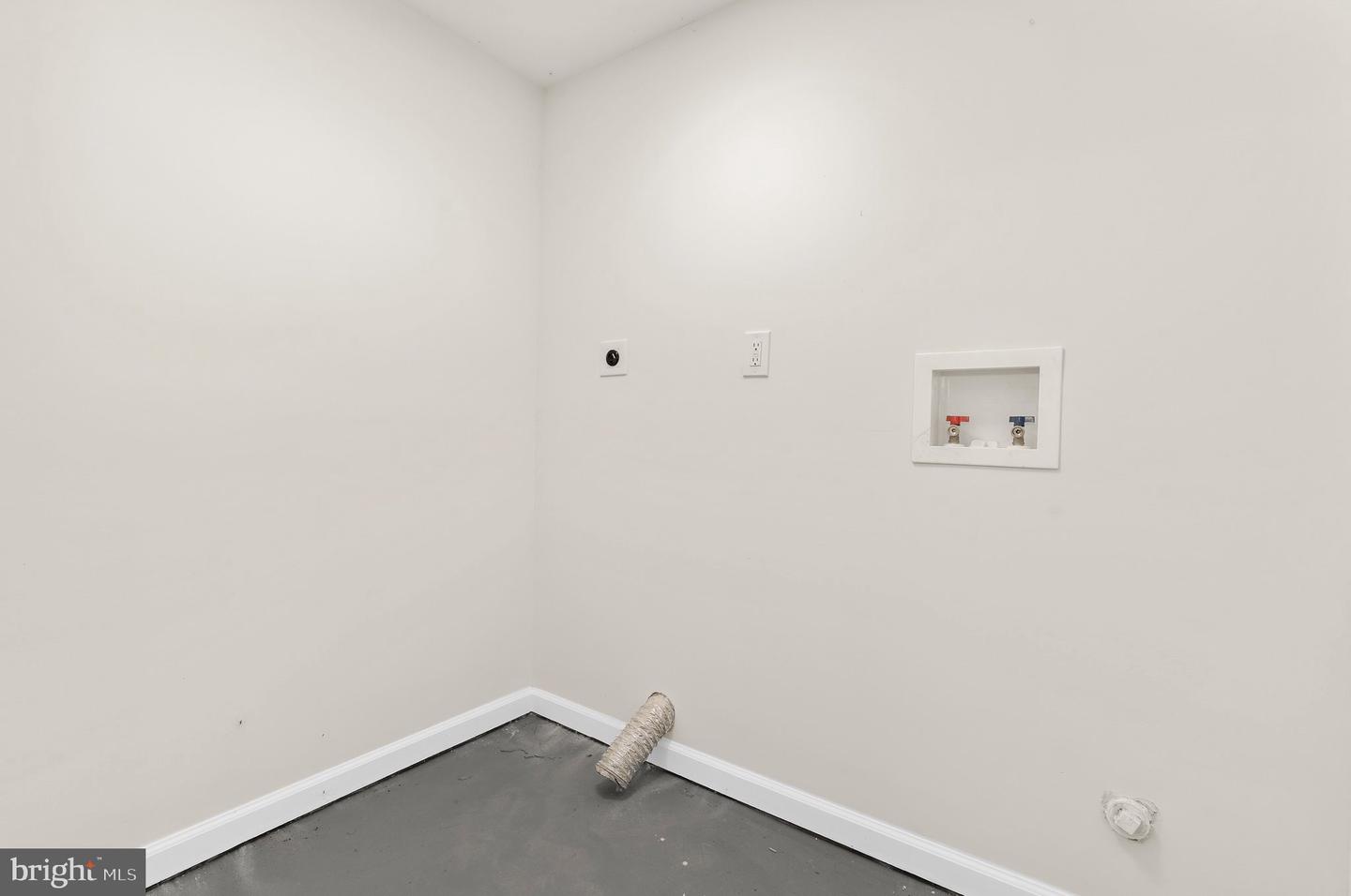 444 Ruth Rd Property Photo 27