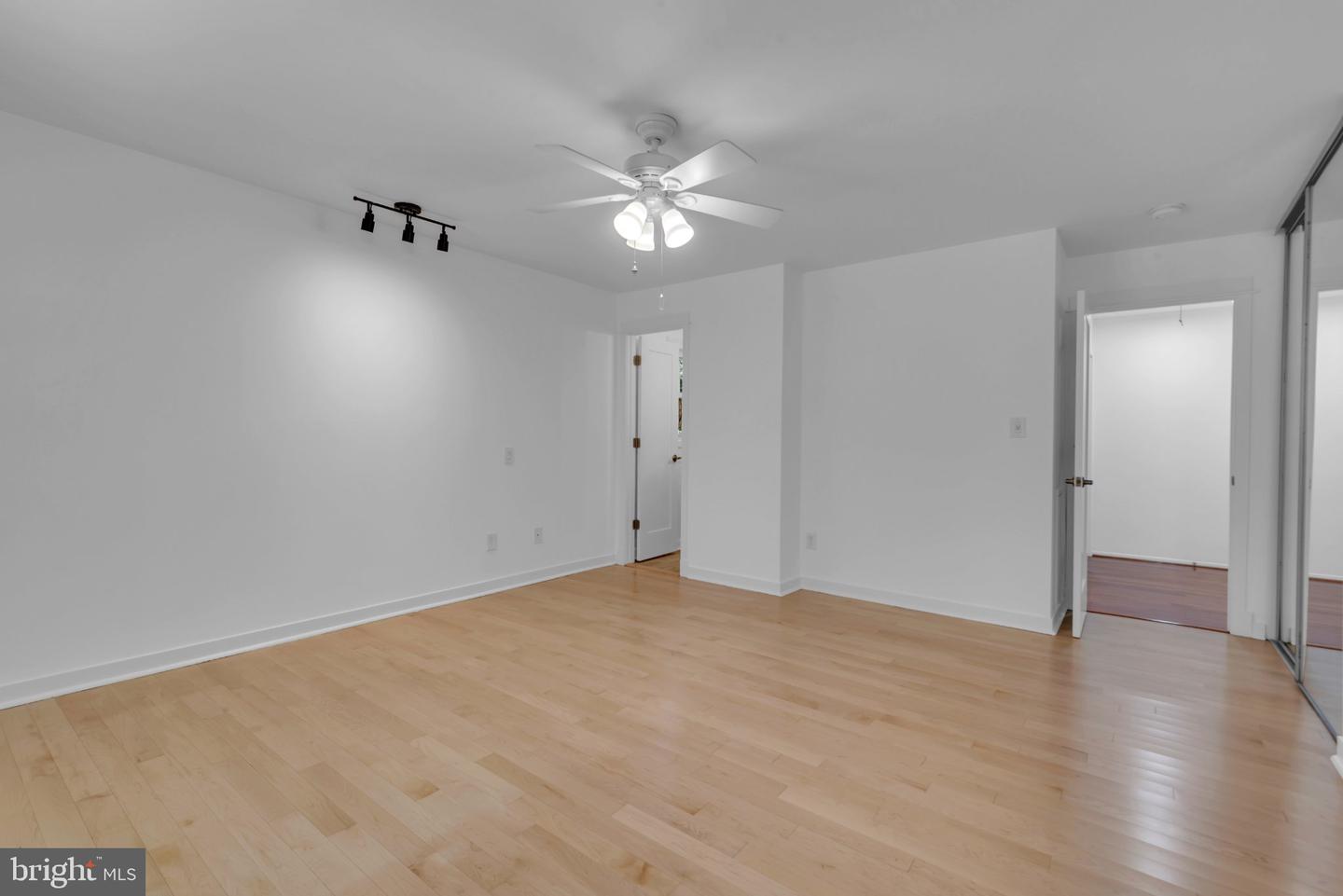 2566 Glen Cv Property Photo 28