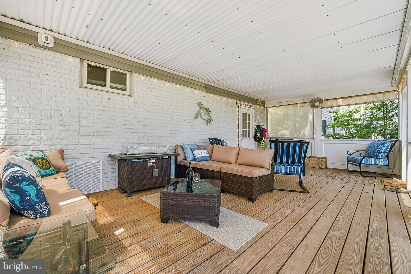 5060 Lerch Dr Property Photo 44
