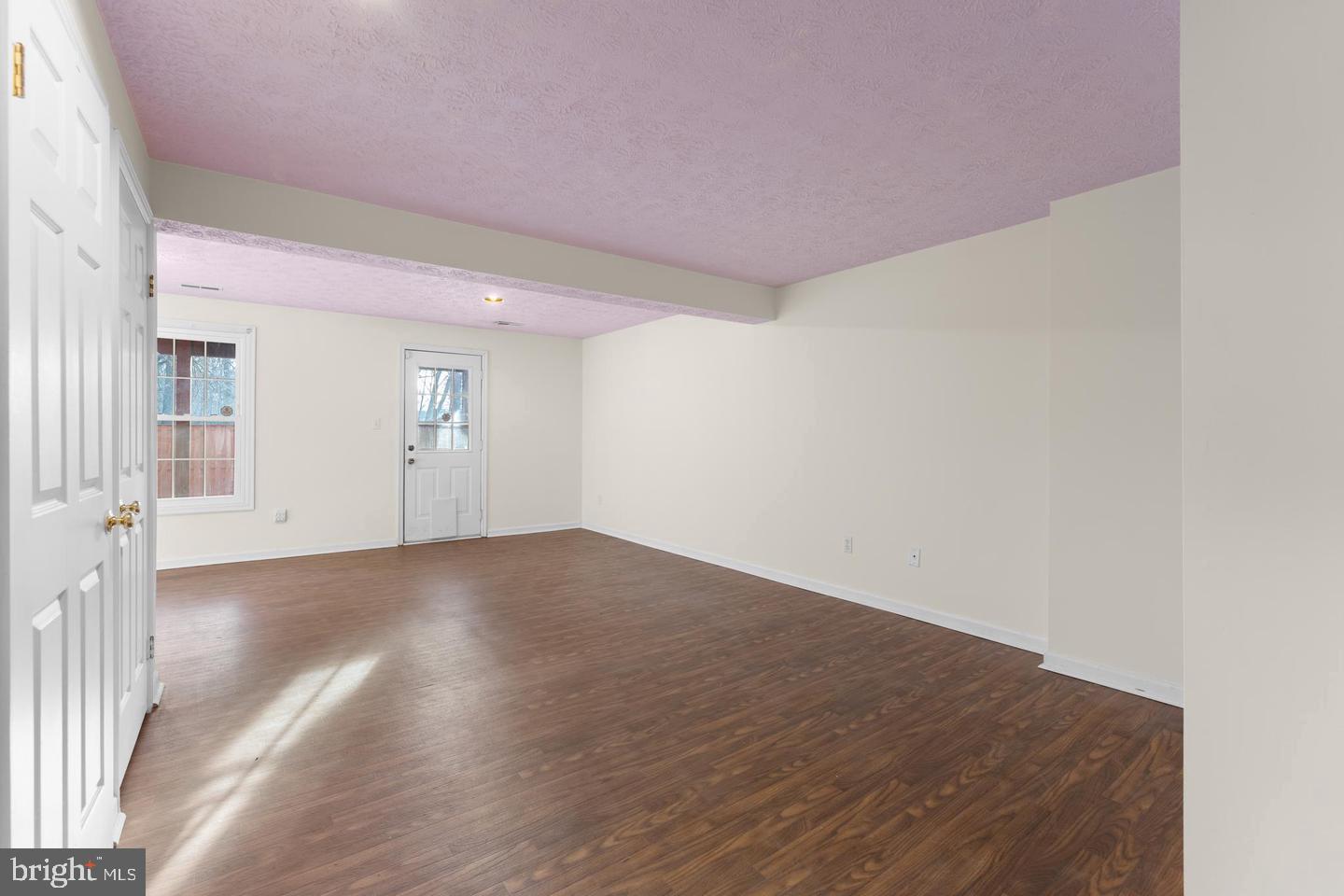 2126 Commissary Cir Property Photo 23