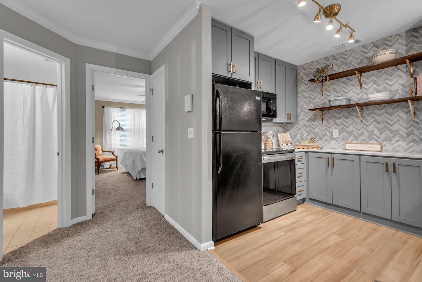 30 Hearthstone Ct #g Property Photo 8