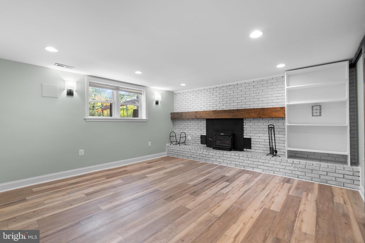 809 Hollywood Blvd Property Photo 23