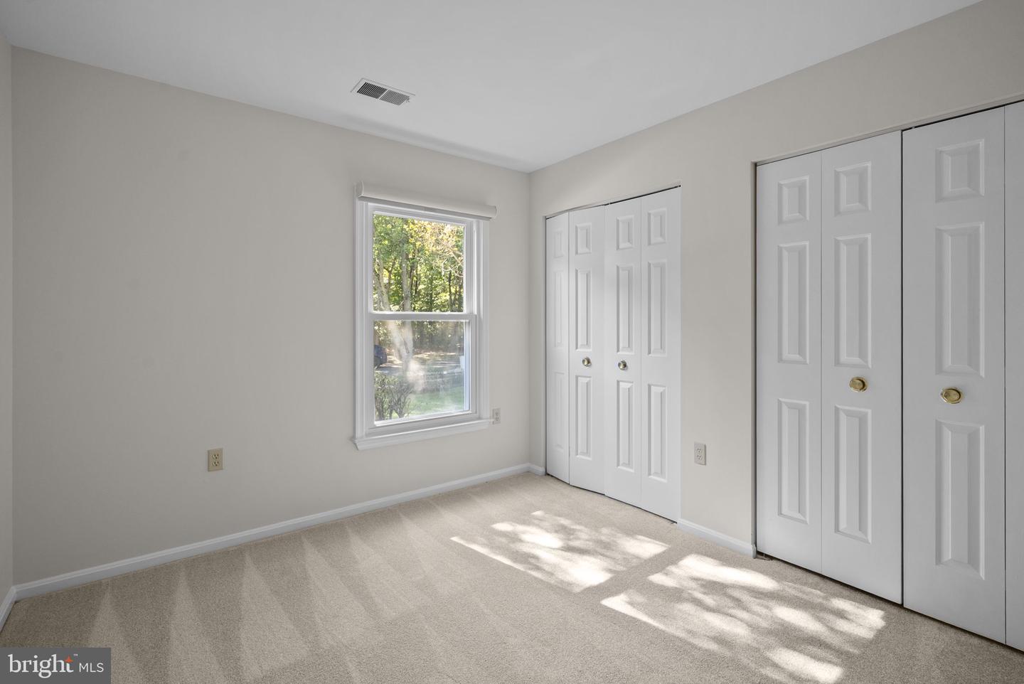 953 Mastline Dr Property Photo 24