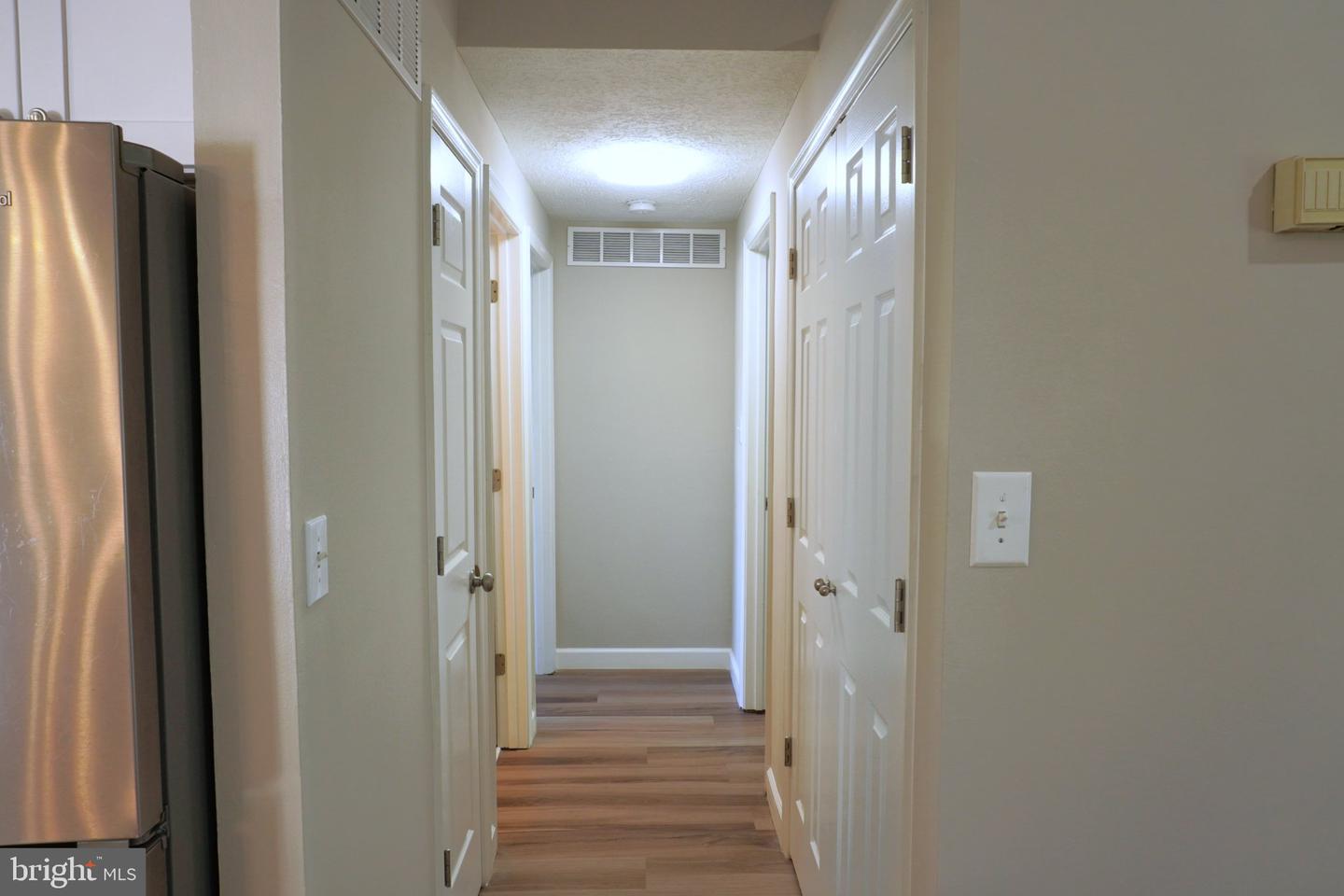 1408 Boulder Ct Property Photo 8