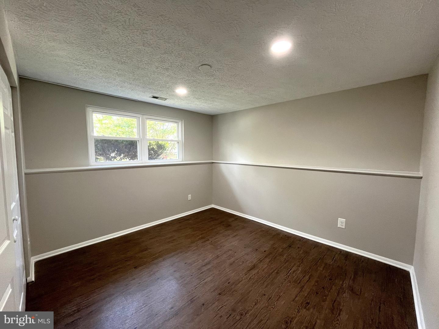 1408 Boulder Ct Property Photo 20