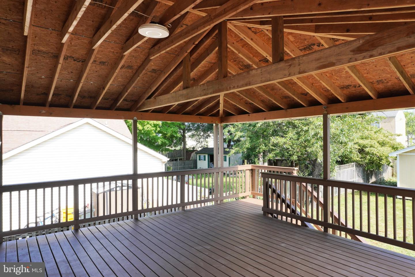 1408 Boulder Ct Property Photo 24