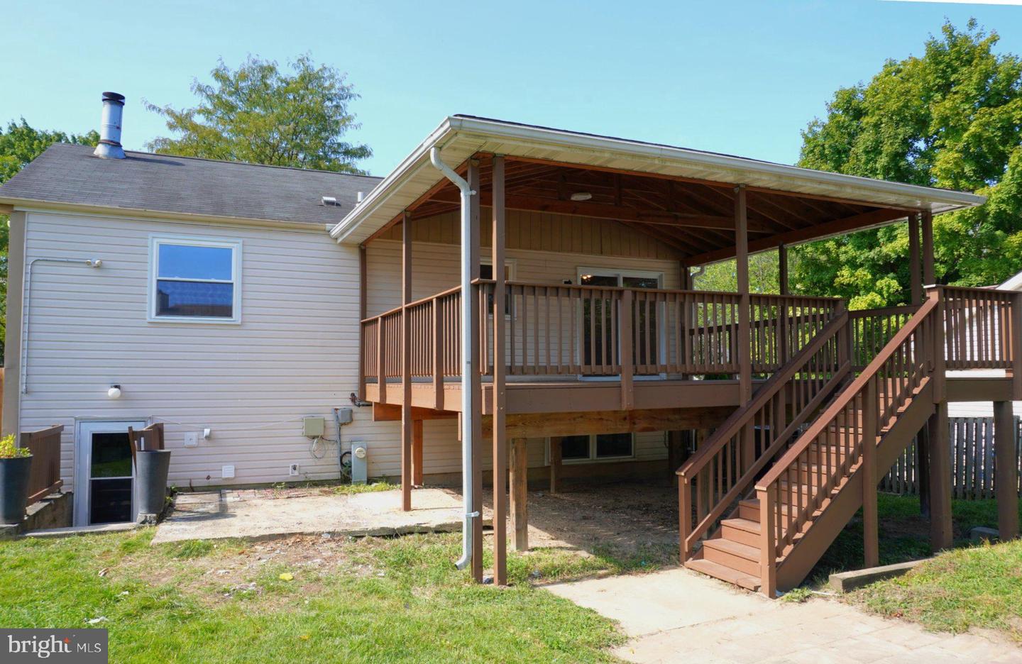 1408 Boulder Ct Property Photo 26