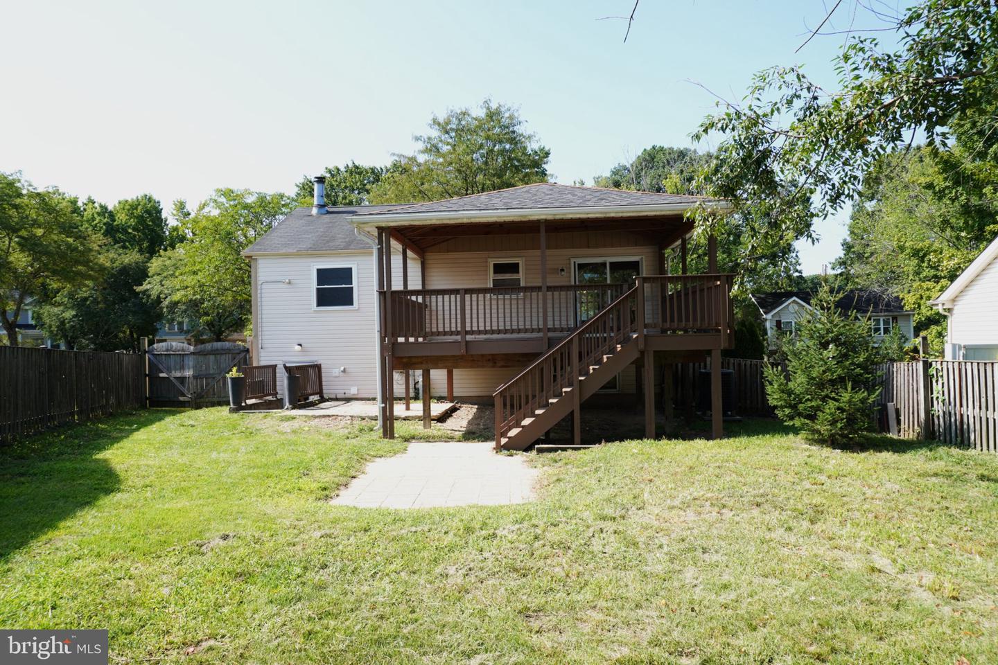 1408 Boulder Ct Property Photo 27